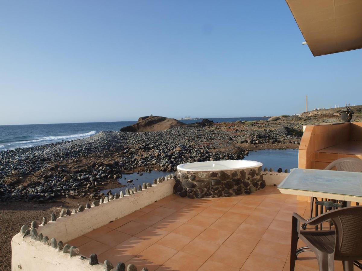 Sunrise Directly At The Sea Apartment La Mareta ภายนอก รูปภาพ