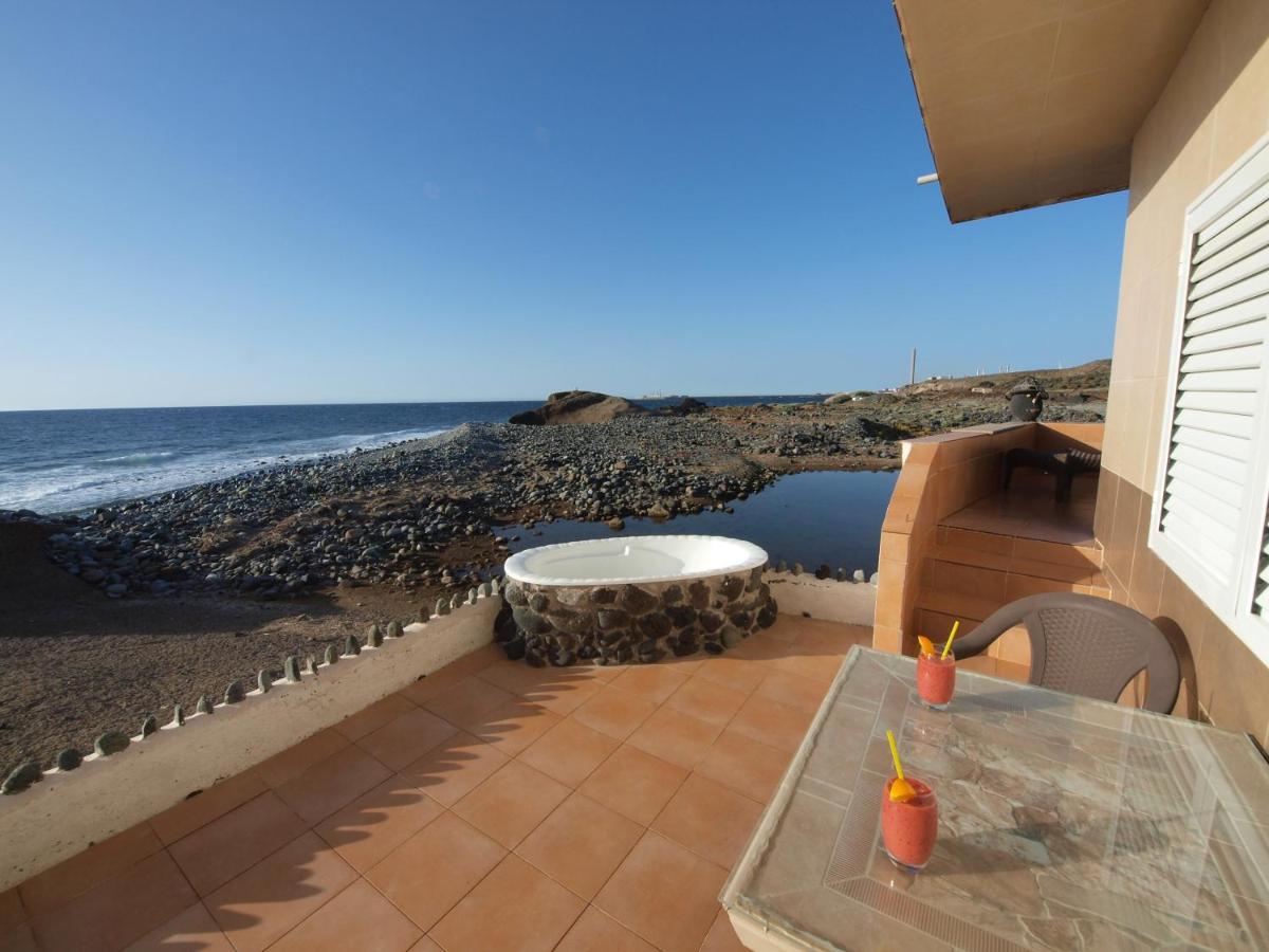 Sunrise Directly At The Sea Apartment La Mareta ภายนอก รูปภาพ
