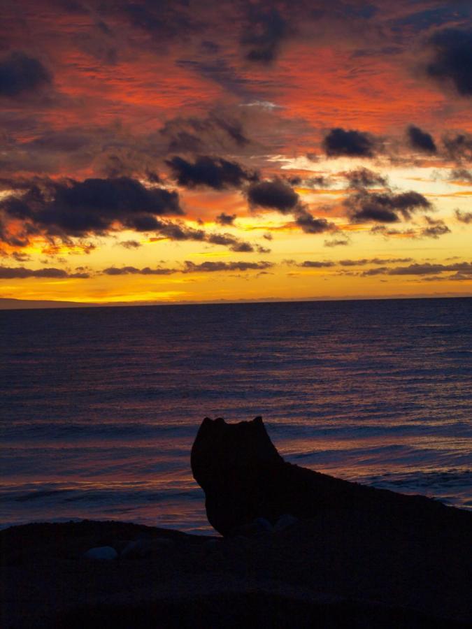 Sunrise Directly At The Sea Apartment La Mareta ภายนอก รูปภาพ