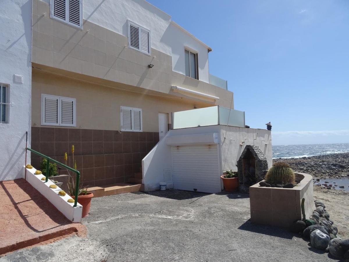 Sunrise Directly At The Sea Apartment La Mareta ภายนอก รูปภาพ